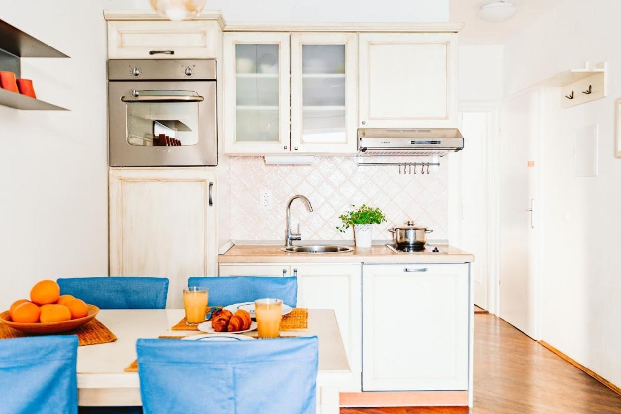 Sutivan Best Apartments Exterior photo
