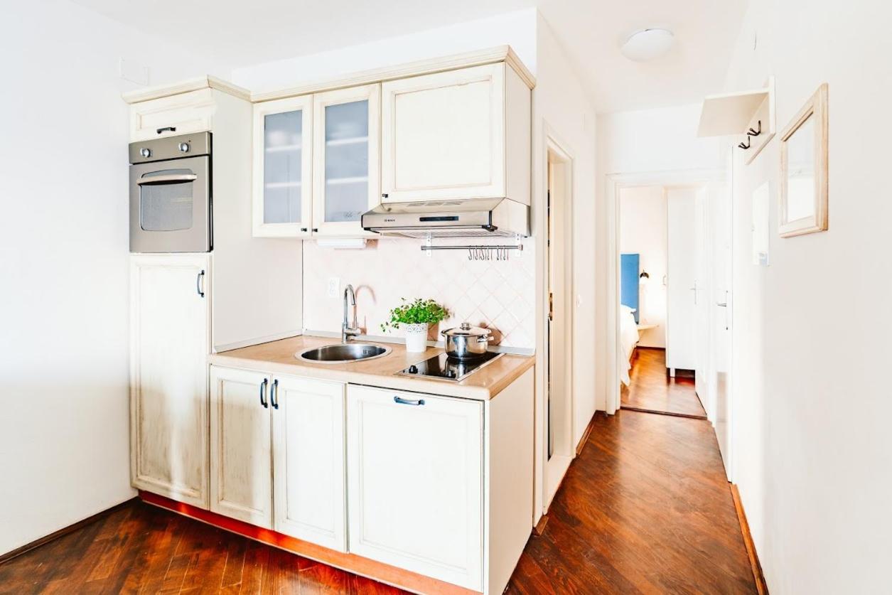 Sutivan Best Apartments Exterior photo